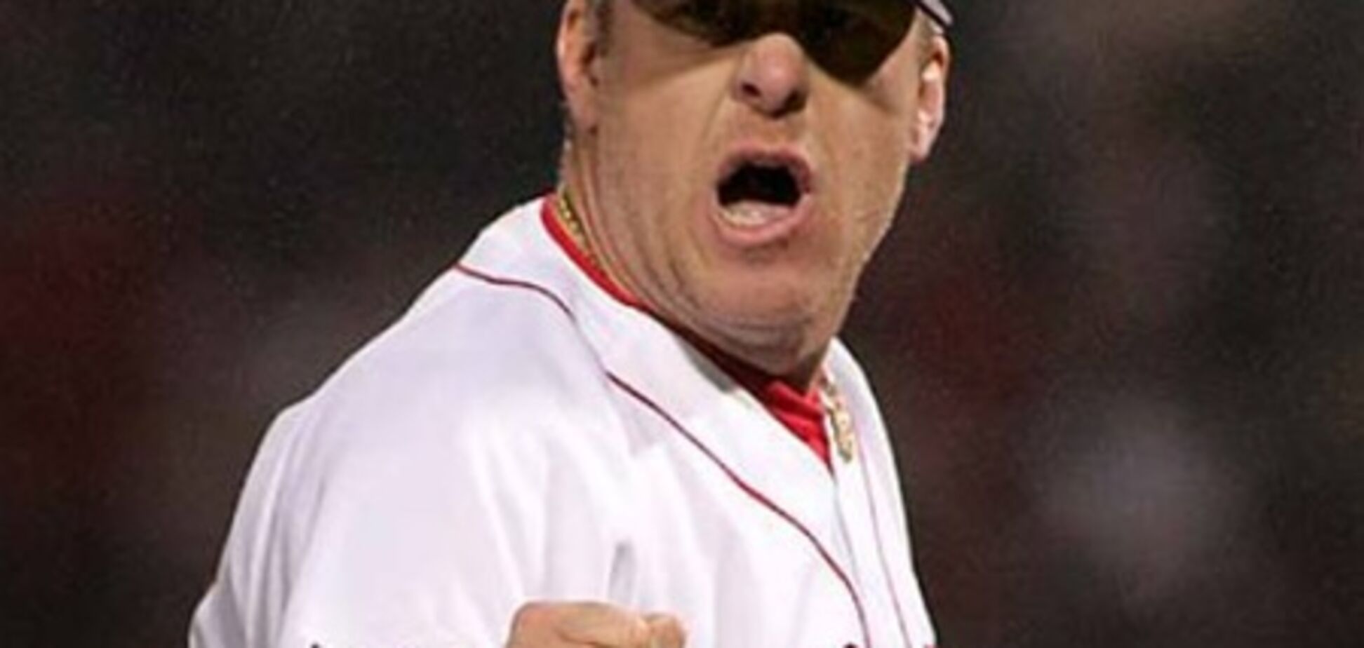 Курт Шиллинг для расплаты с долгами продаст легендарный носок