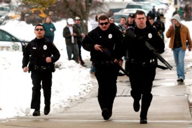 В Нью-Йорке первоклассник принес в школу заряженный пистолет