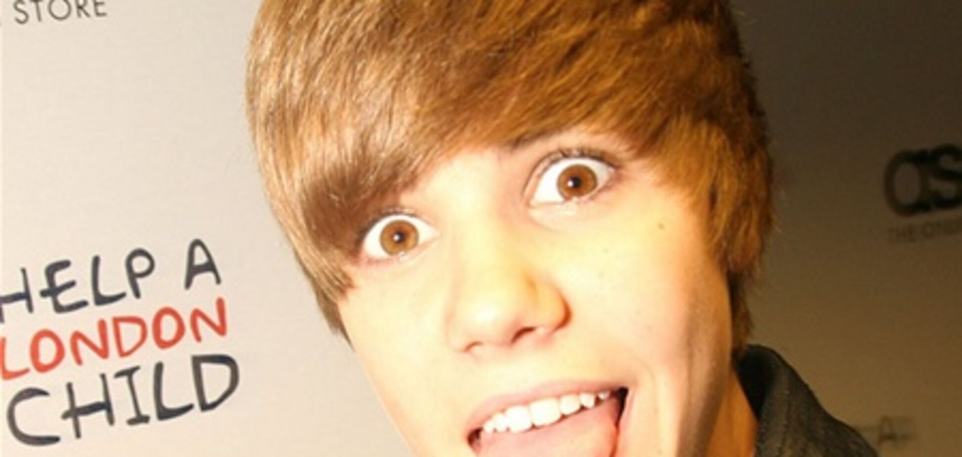 Фанатка, що вимагала з Джастіна Бібера $ 9 млн, відкликала позов