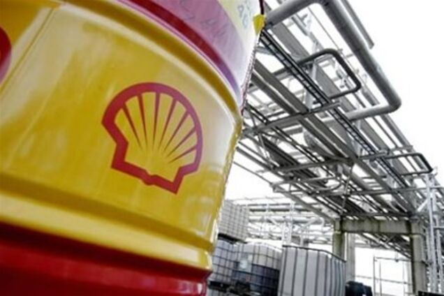 Азаров розповів, коли підпишуть угоду з Shell на видобуток газу