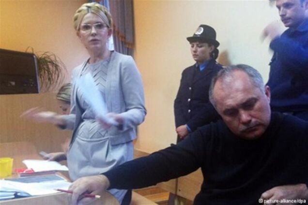 У справі з довічним терміном Тимошенко позбавили захисту - Deutsche Welle