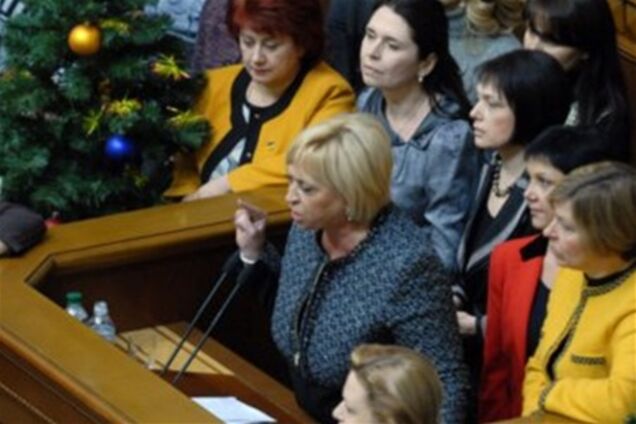 Пшонка: депутаток законно вывели из больничного блока Тимошенко