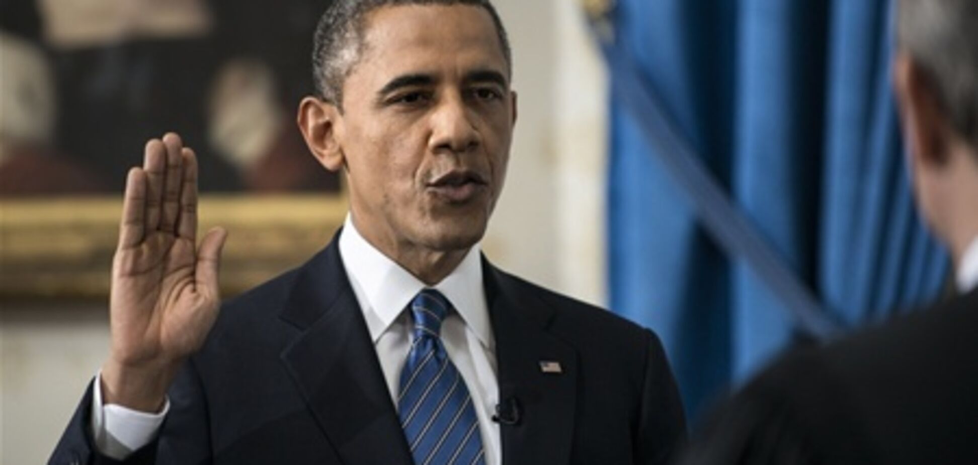 Обама принял президентскую присягу в Белом доме. Видео