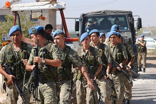 Армия Асада блокировала тысячу боевиков в пригороде Дамаска