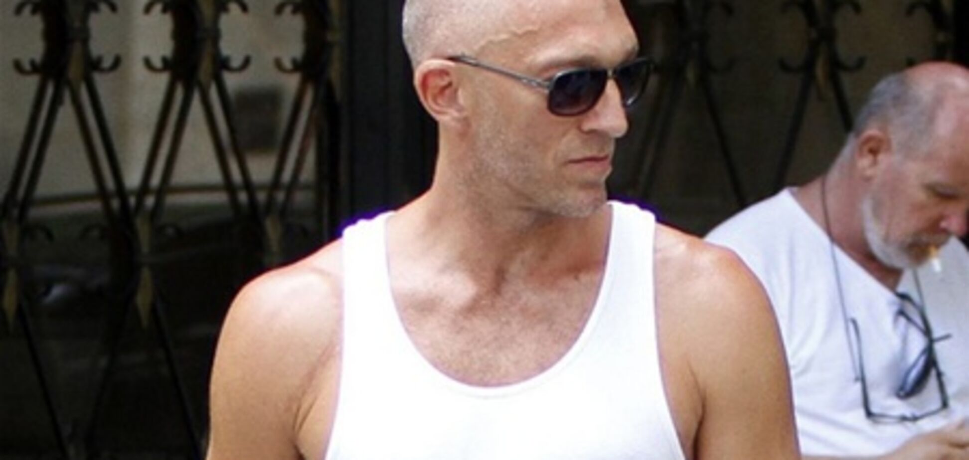 Кассель похвастался новой прической. Фото