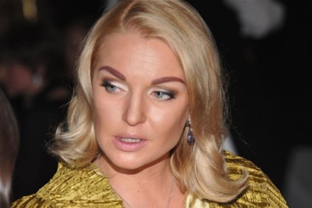 Волочкова зустріла 37-річчя на самоті. Фото