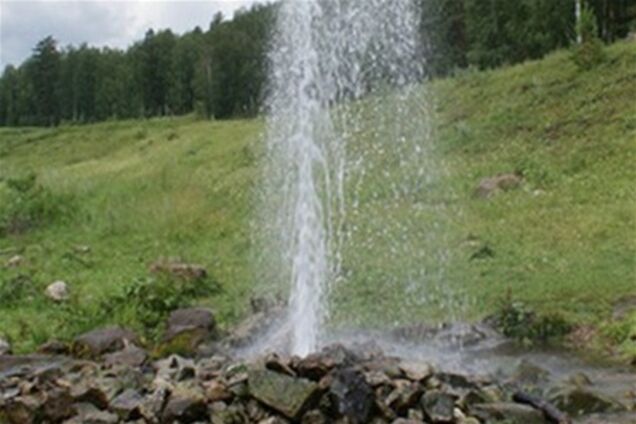 Столичный комбинат самовольно выкачал озеро пресной воды