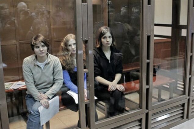 Pussy Riot номинированы на премию престижного музжурнала