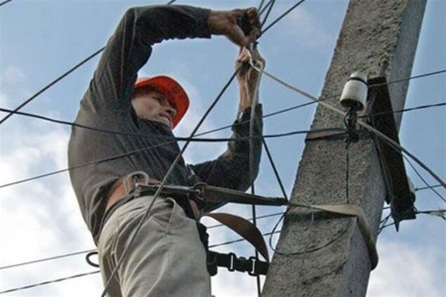 295 населенных пунктов Украины остаются без света