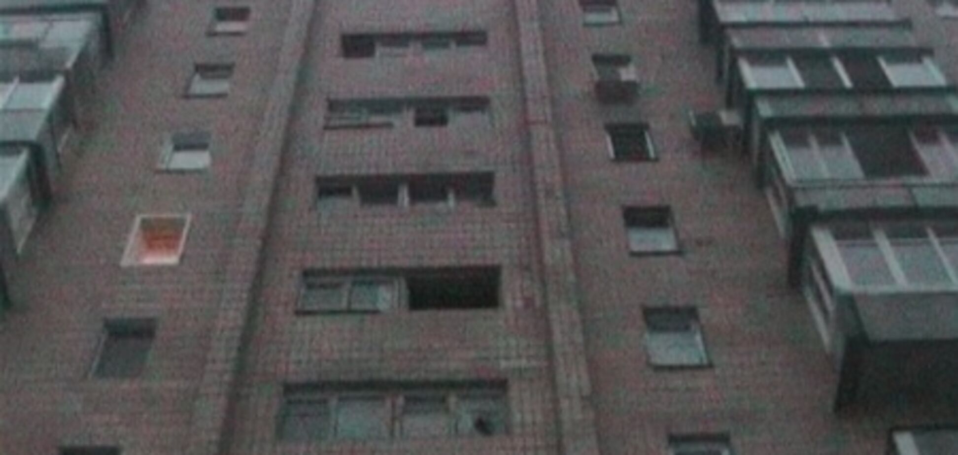 В Харькове из горящей многоэтажки спасены двое детей. Фото. Видео