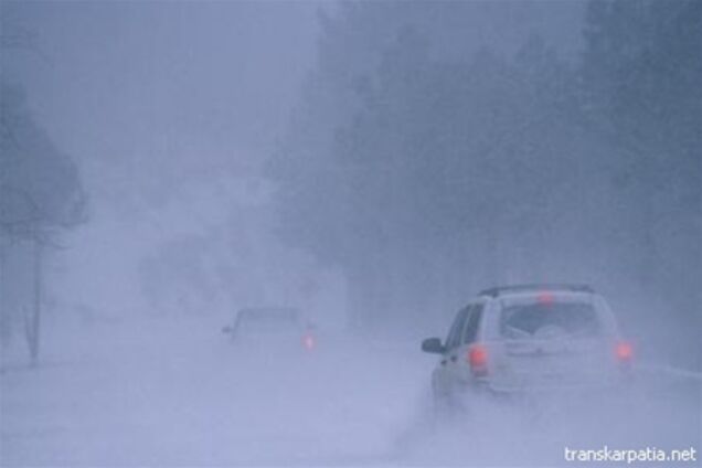 Завтра в Украине метели и снежные заносы