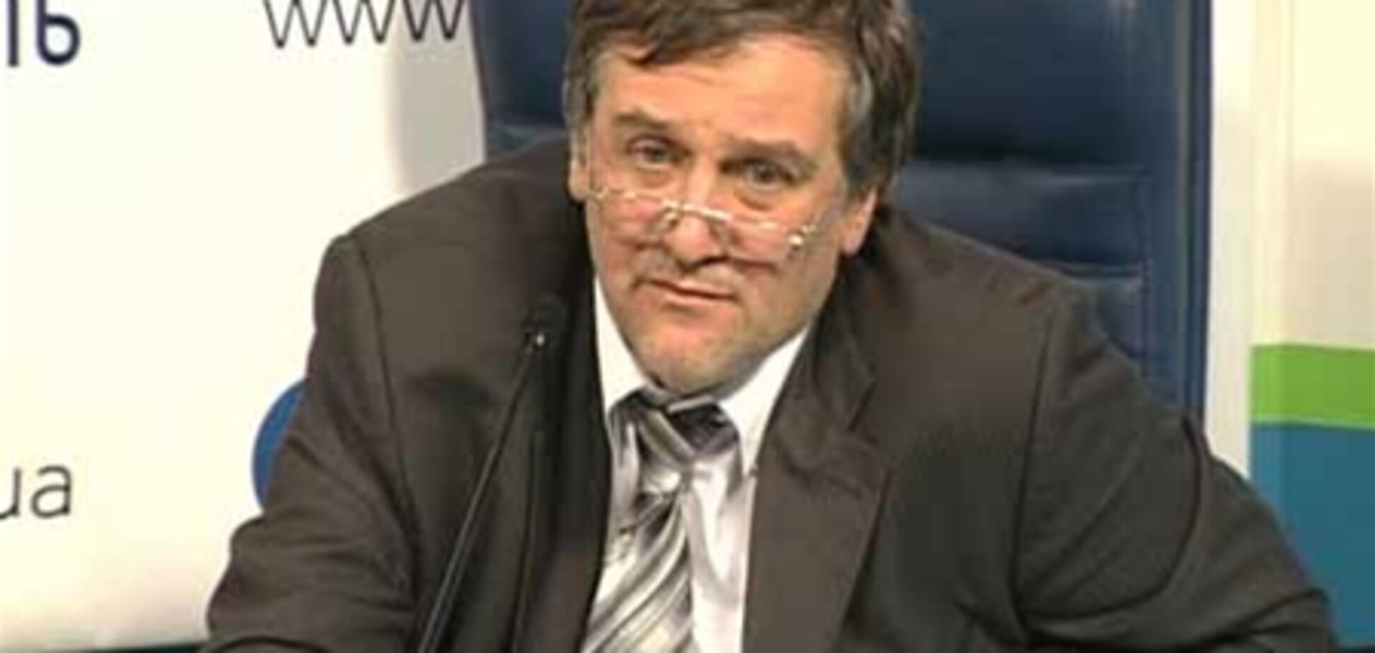 Политолог объяснил, почему украинцы любят лидеров партий, а не их идеологию