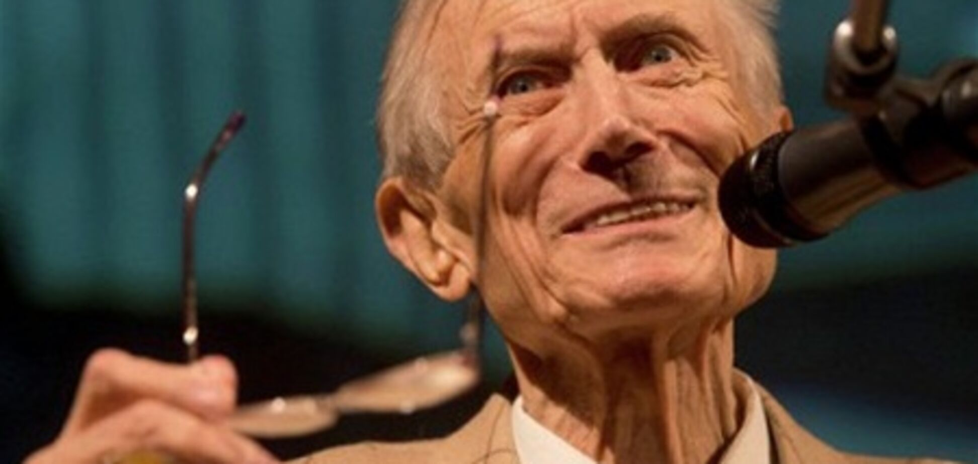 Ювілейний концерт Eвгения Євтушенко пройшов у Києві під оплески