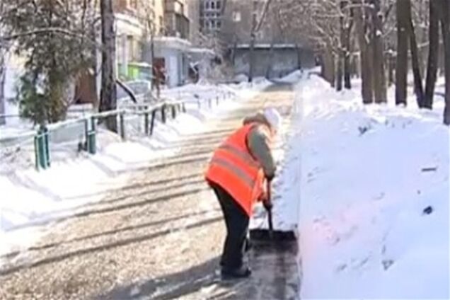 В Киеве из-за гололеда увольняют начальников ЖЭКов