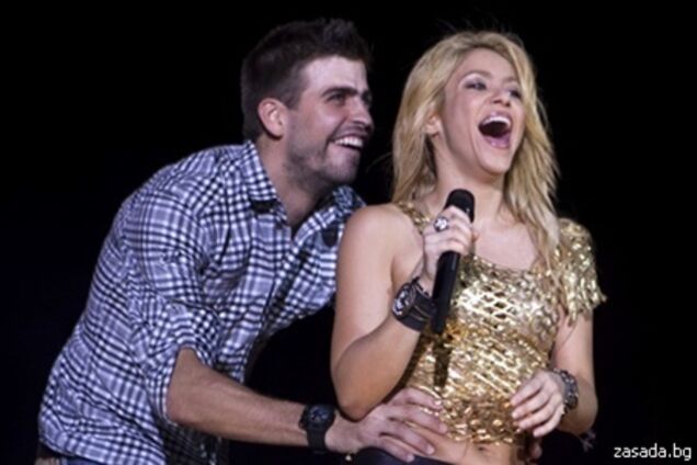 Піке і Шакіра показали перші фото свого малюка