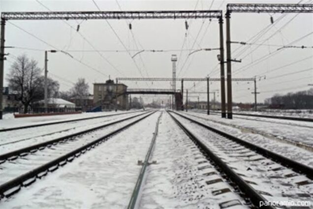 На Полтавщині хлопець загинув під поїздом, послизнувшись на рейках