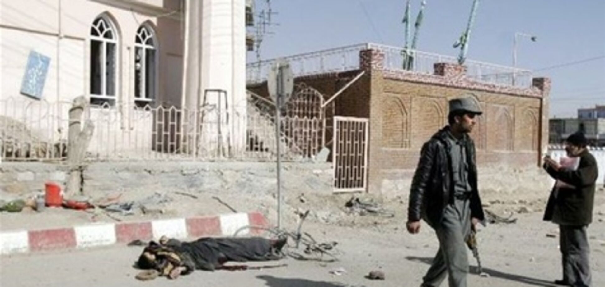Теракт в Афганістані вбив 10 поліцейських
