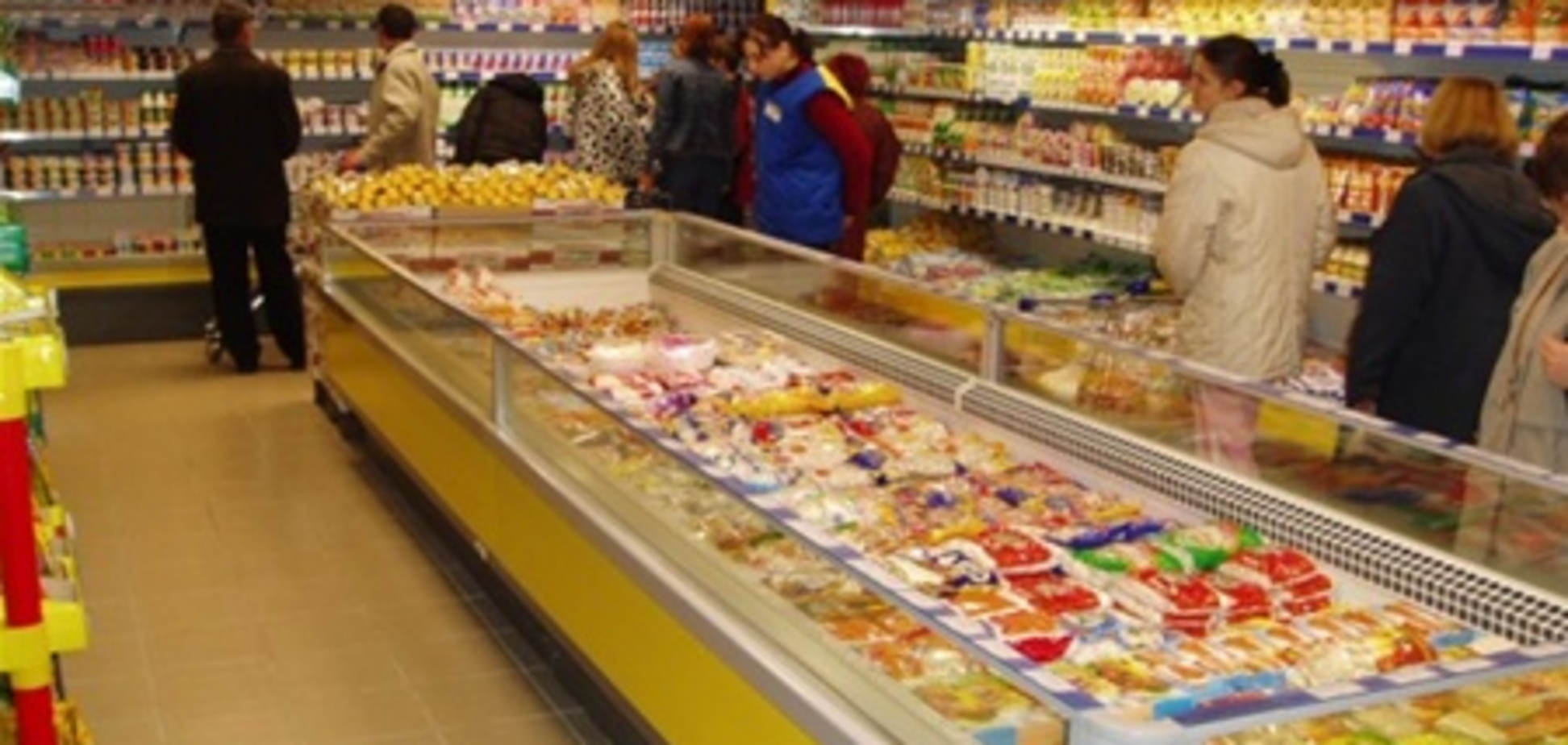 Милиция расследует обстоятельства смерти мужчины в киевском супермаркете