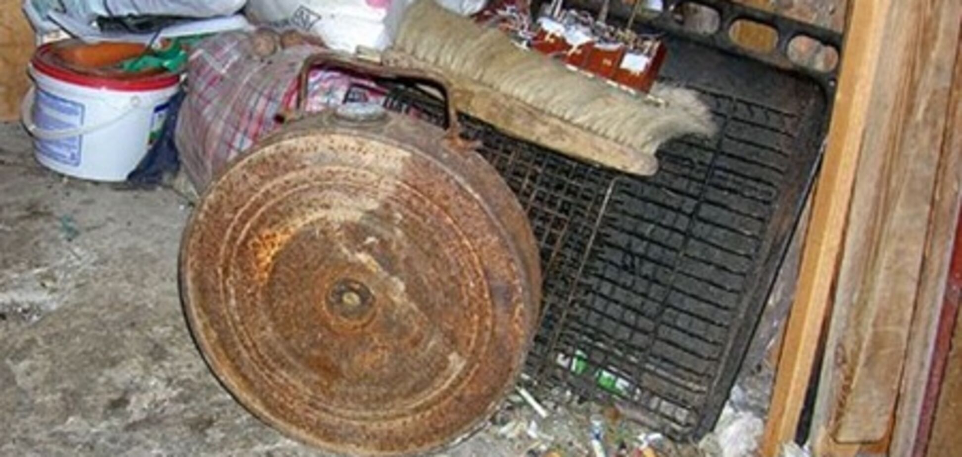 В Севастополе экстренно эвакуировали 100 человек из-за мины