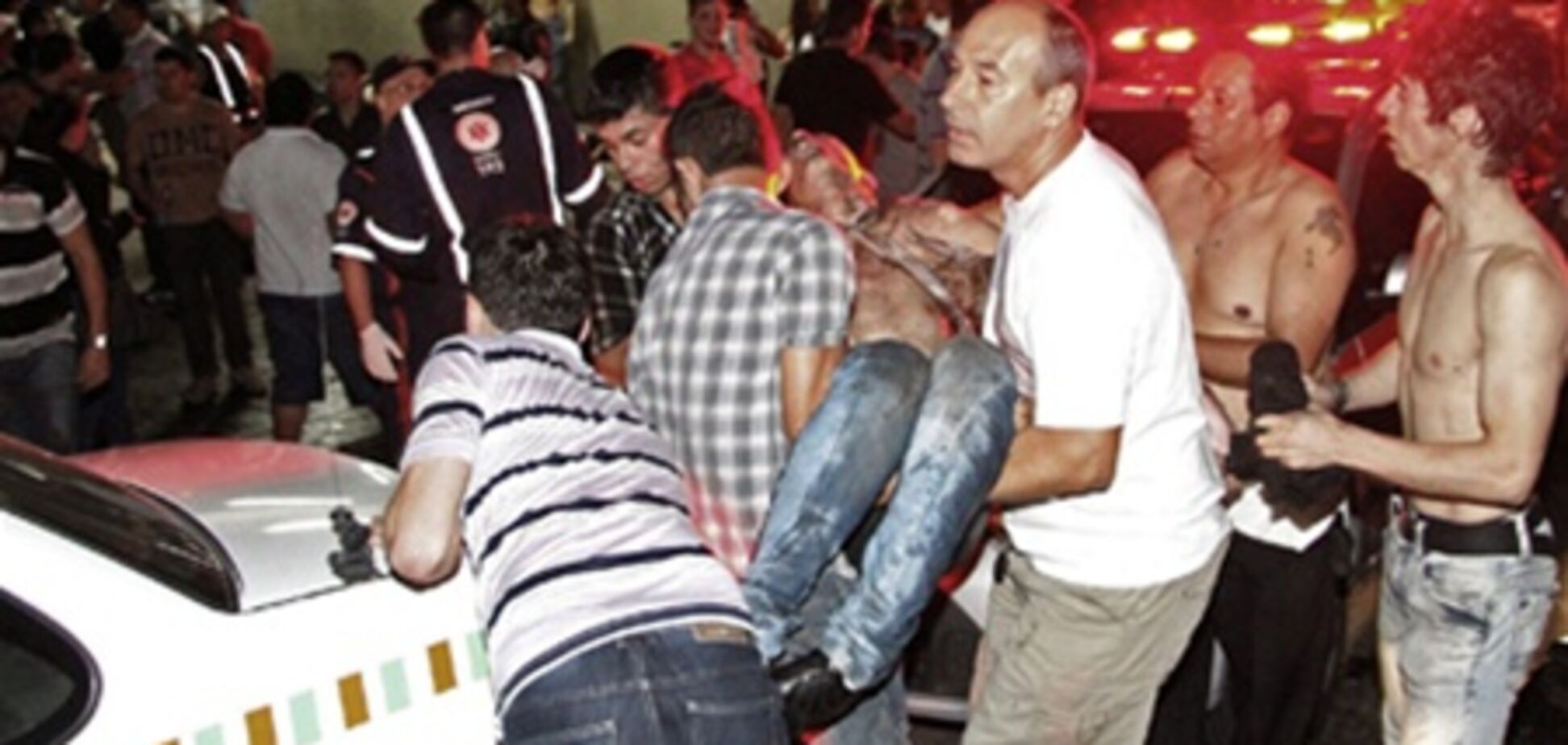 СМИ Бразилии назвали пожар в клубе крупнейшей трагедией за полвека