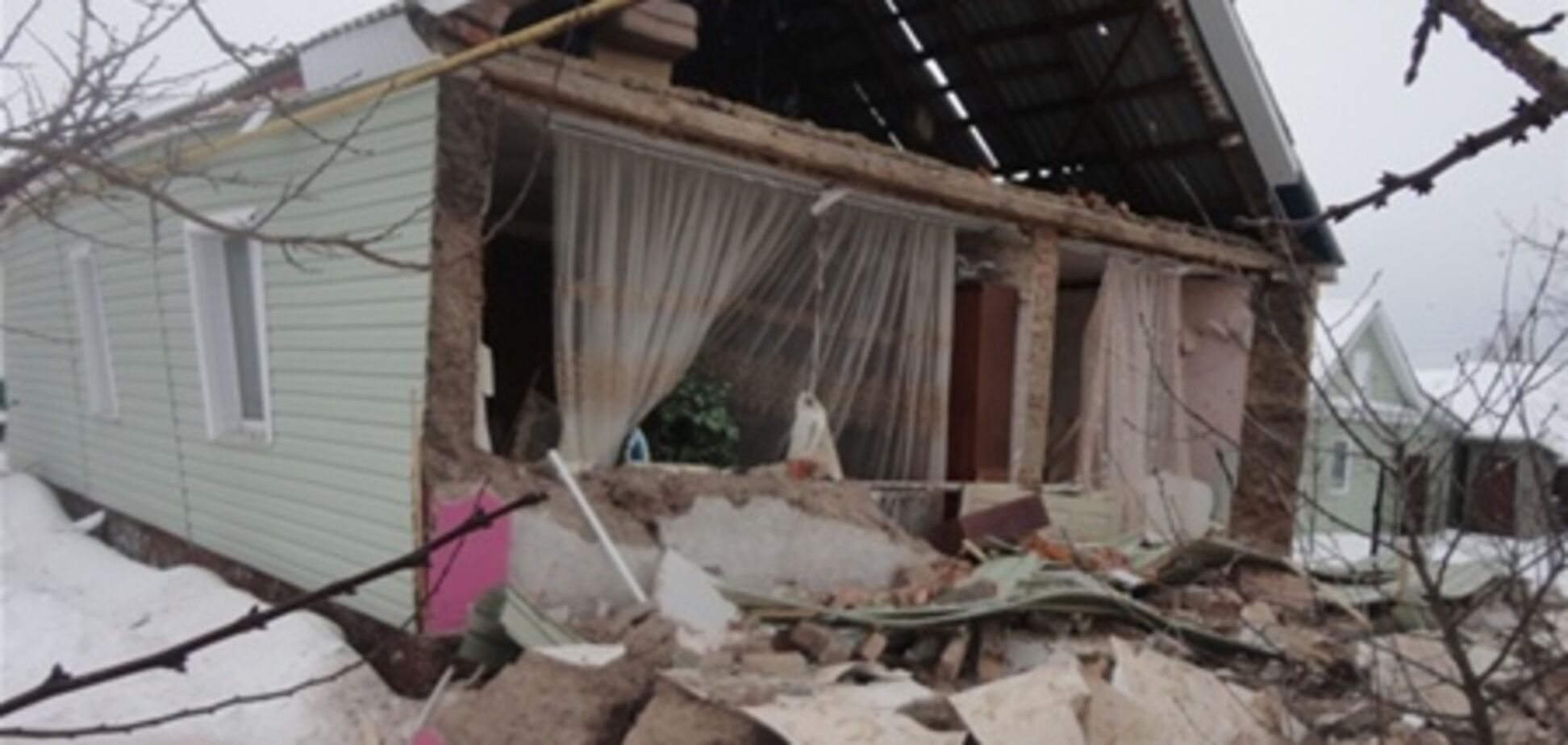 Взрыв дома в Коростене: причины устанавливаются