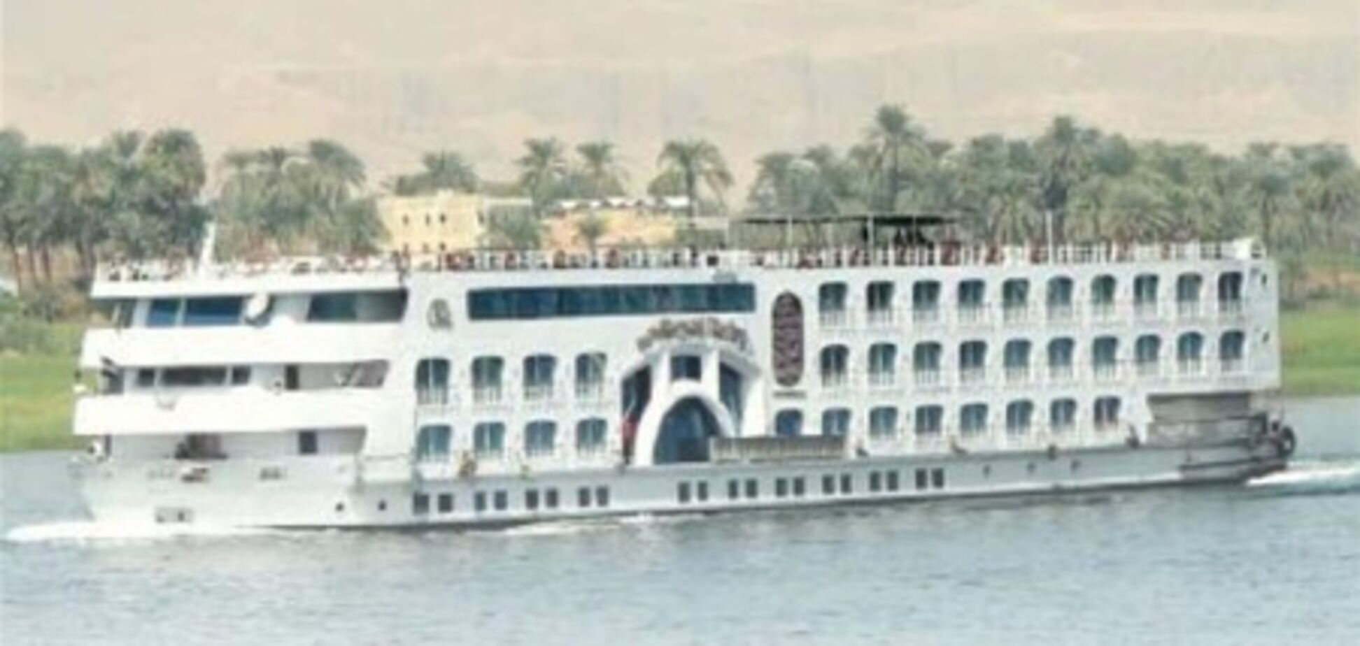 Судно с сотней человек на борту затонуло на Ниле