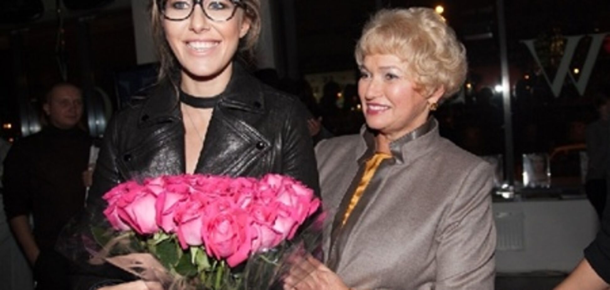 Мама Собчак порадила дочки показати інтимне місце