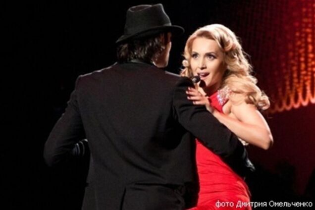 Николайчук: любимый оберегает меня от назойливого внимания