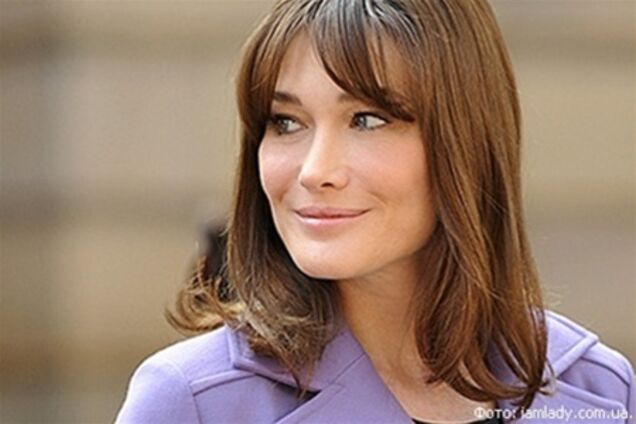 Карла Бруни намерена вернуться в шоу-бизнес