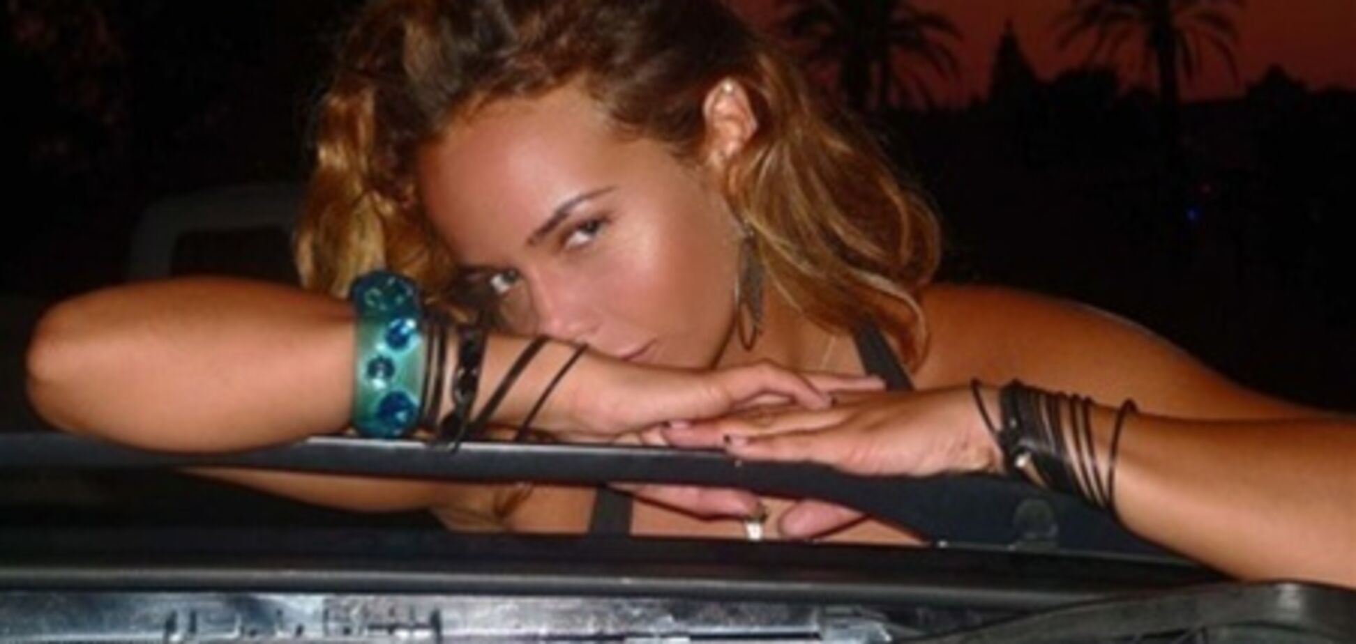 Фокина не может выбрать между Porsche Cayenne и Range Rover