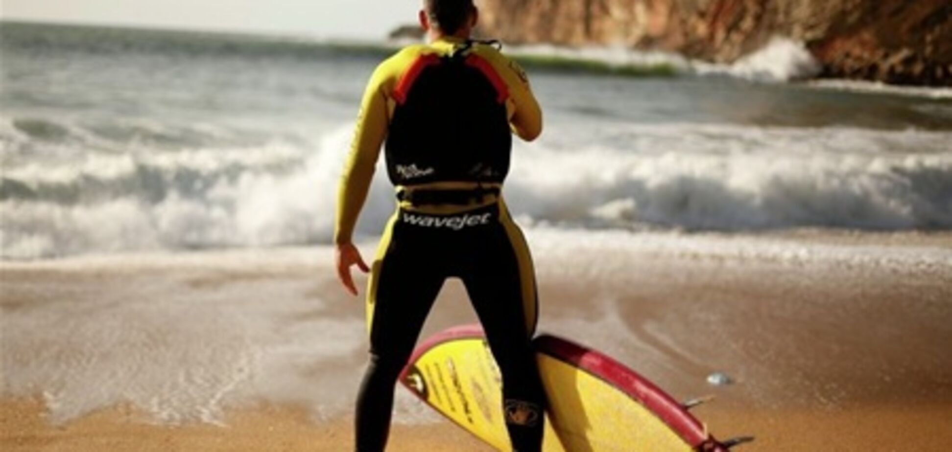 Установлен мировой рекорд в серфинге