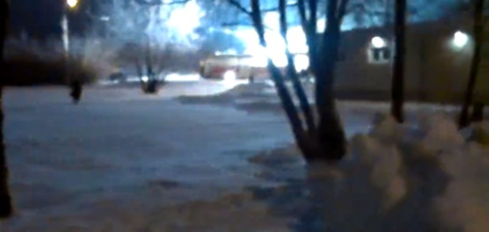 В Донецке горел трамвай с пассажирами. Видео