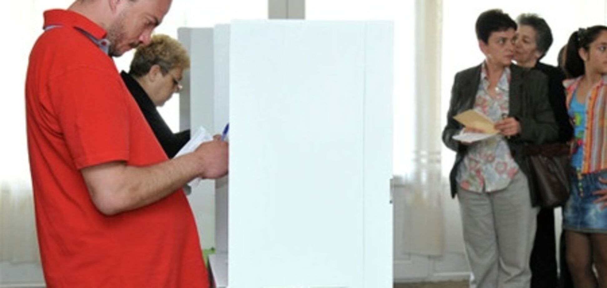 Вибори президента Вірменії можуть перенести через замах на кандидата
