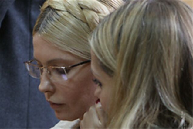 Дочь Тимошенко: мама лежит в душевой на железном топчане