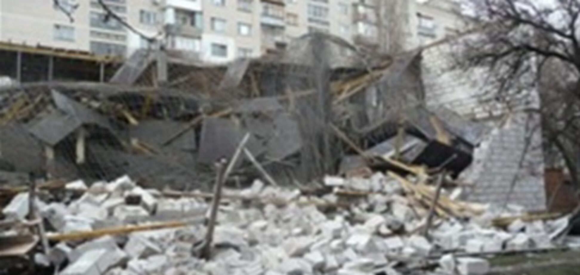 В Одессе рухнул строящийся магазин: 3 человека травмированы