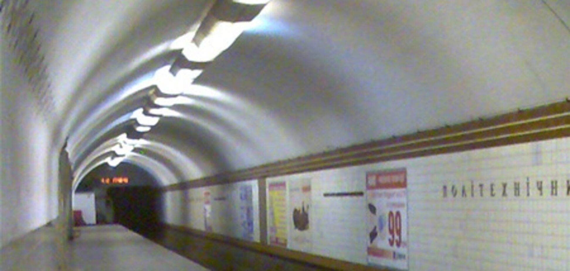 Станцию метро 'Политех' закроют на вход с 9 января
