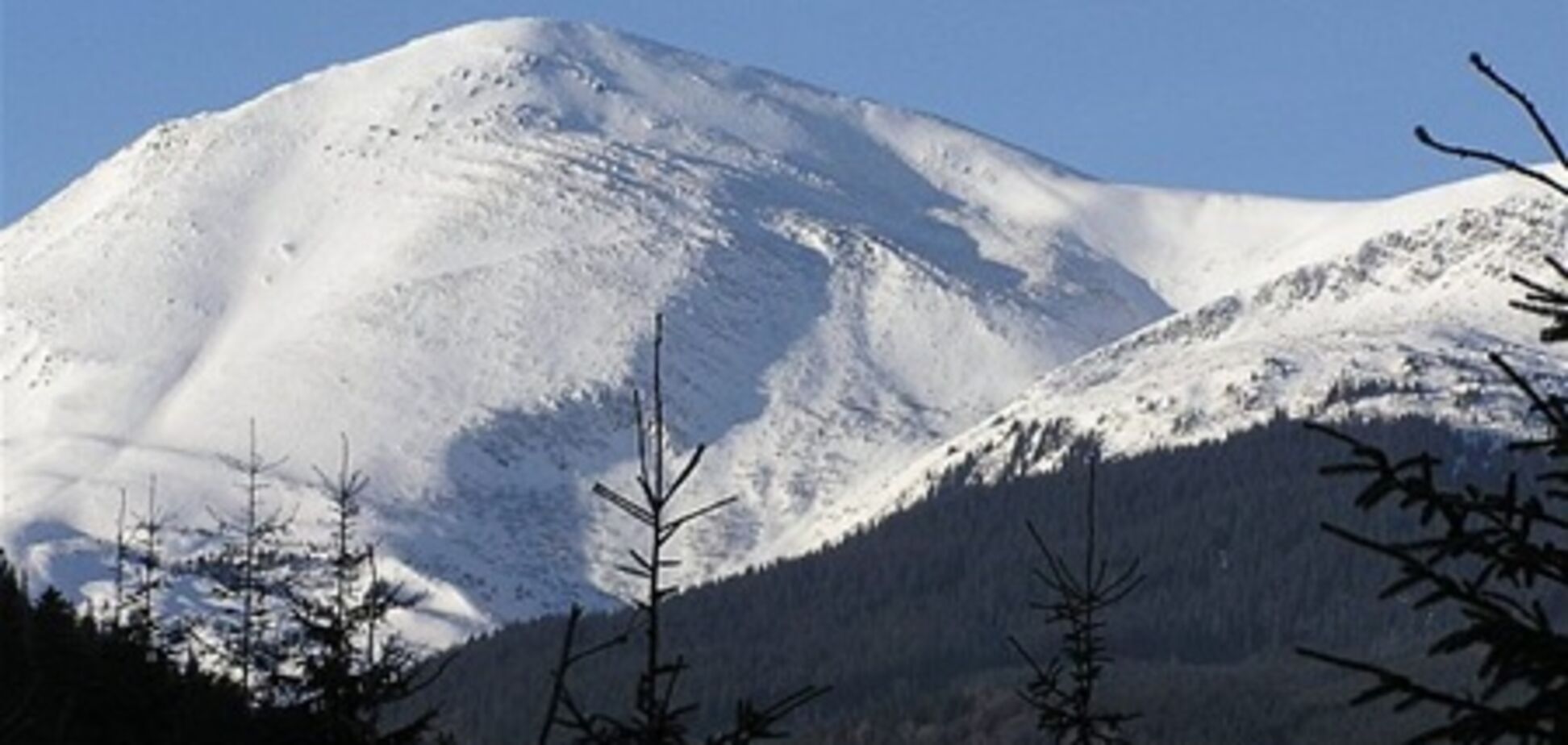 На Ивано-Франковщине спасли заблудившихся в горах туристов