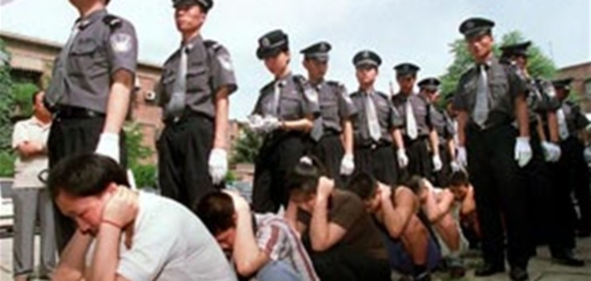 Китай відмовився від трудових таборів, в які людей поміщали без суду