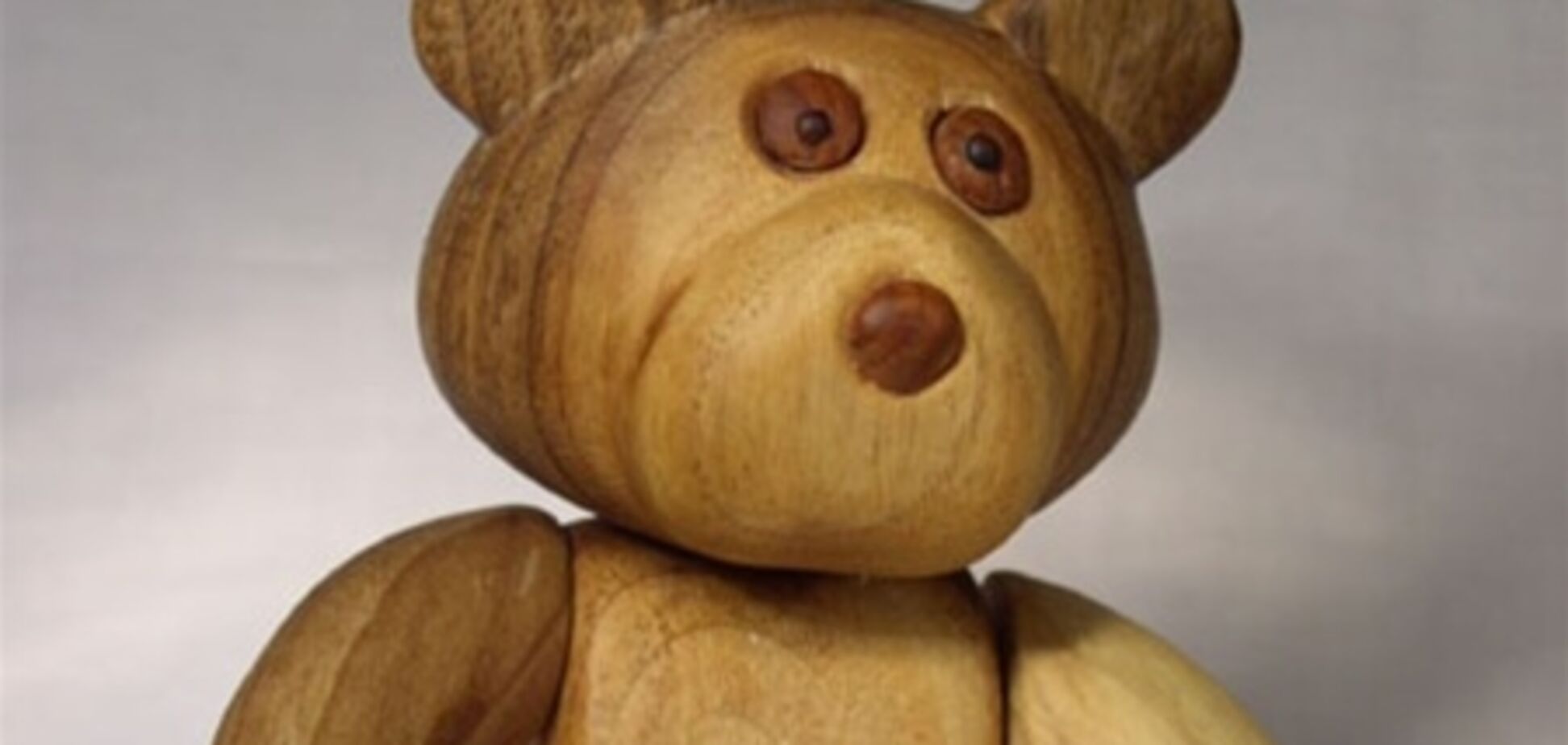 Чоловікові світить чотири роки за крадіжку дерев'яного ведмедика