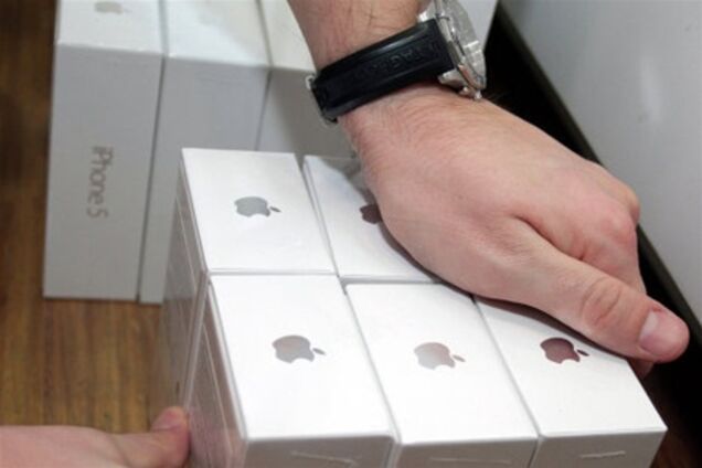 Действительно дешевый ($99-149) iPhone ждут в конце 2013 года