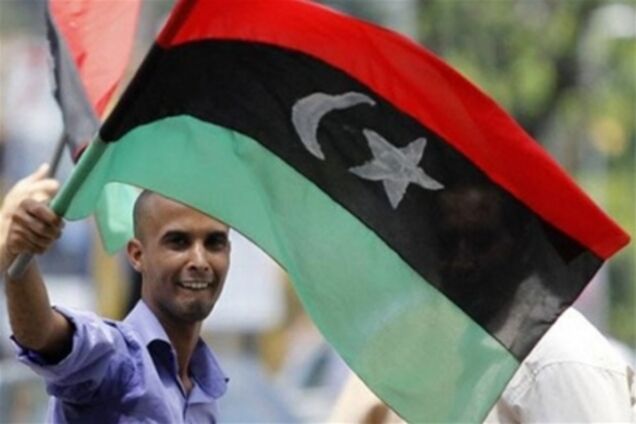 Велика Джамахірія перейменована в Держава Лівія