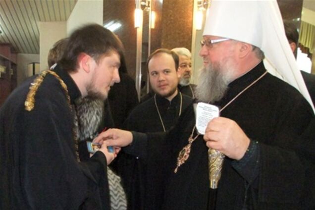 Митрополит Донецький їздить на Cadillac Escalade за $ 105 тисяч