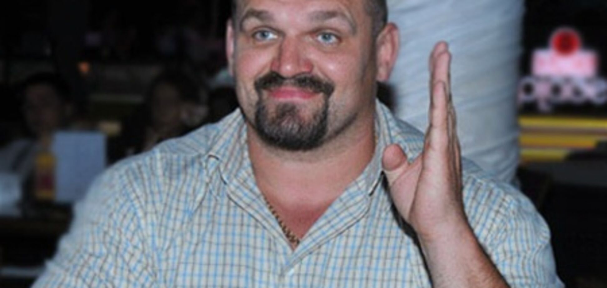 Вірастюк потримав за п'яту точку Павлика. Фото