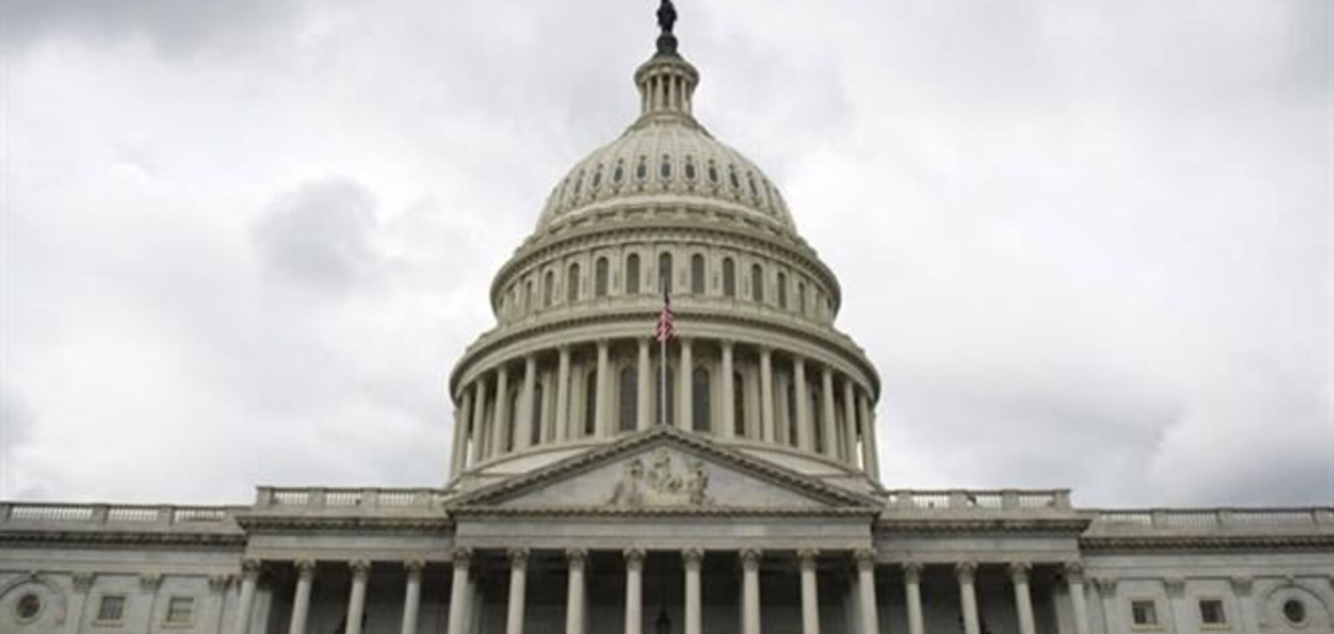 Конгрессмены США в третий раз вернули закон по бюджету в сенат