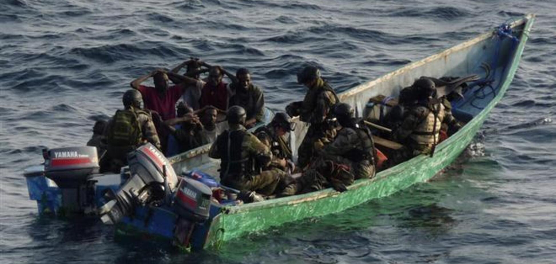 НАТО: збитки від піратів Сомалі становить $ 18 млрд на рік