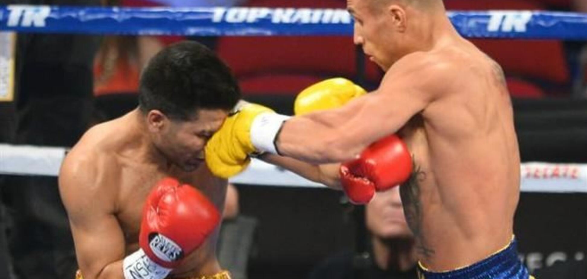 Ломаченко красиво победил в первом профессиональном бою