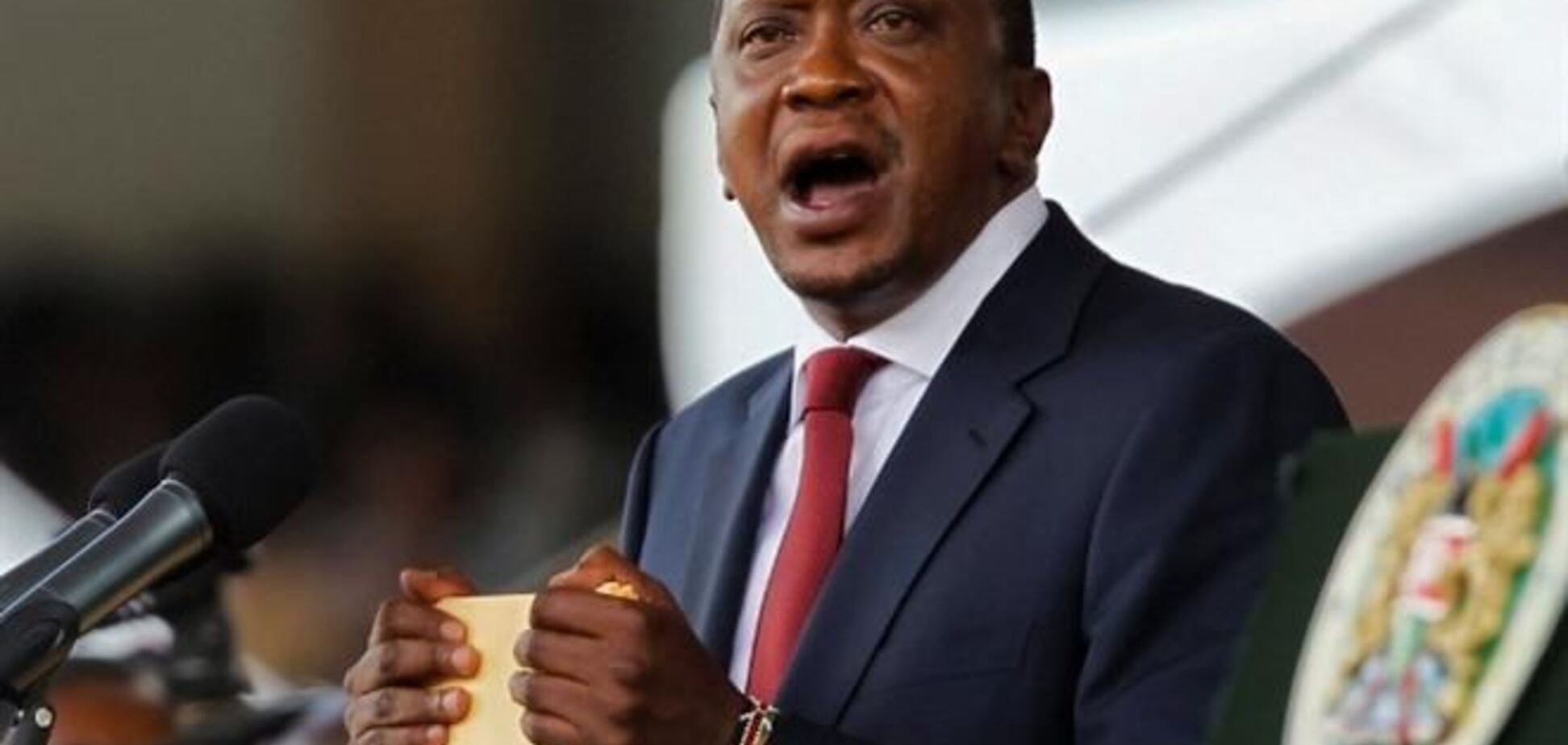 Президент Кении обвинил Гаагский суд в расизме 