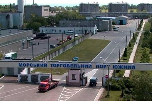 Міліція розслідує витік аміаку в порту Одеської області