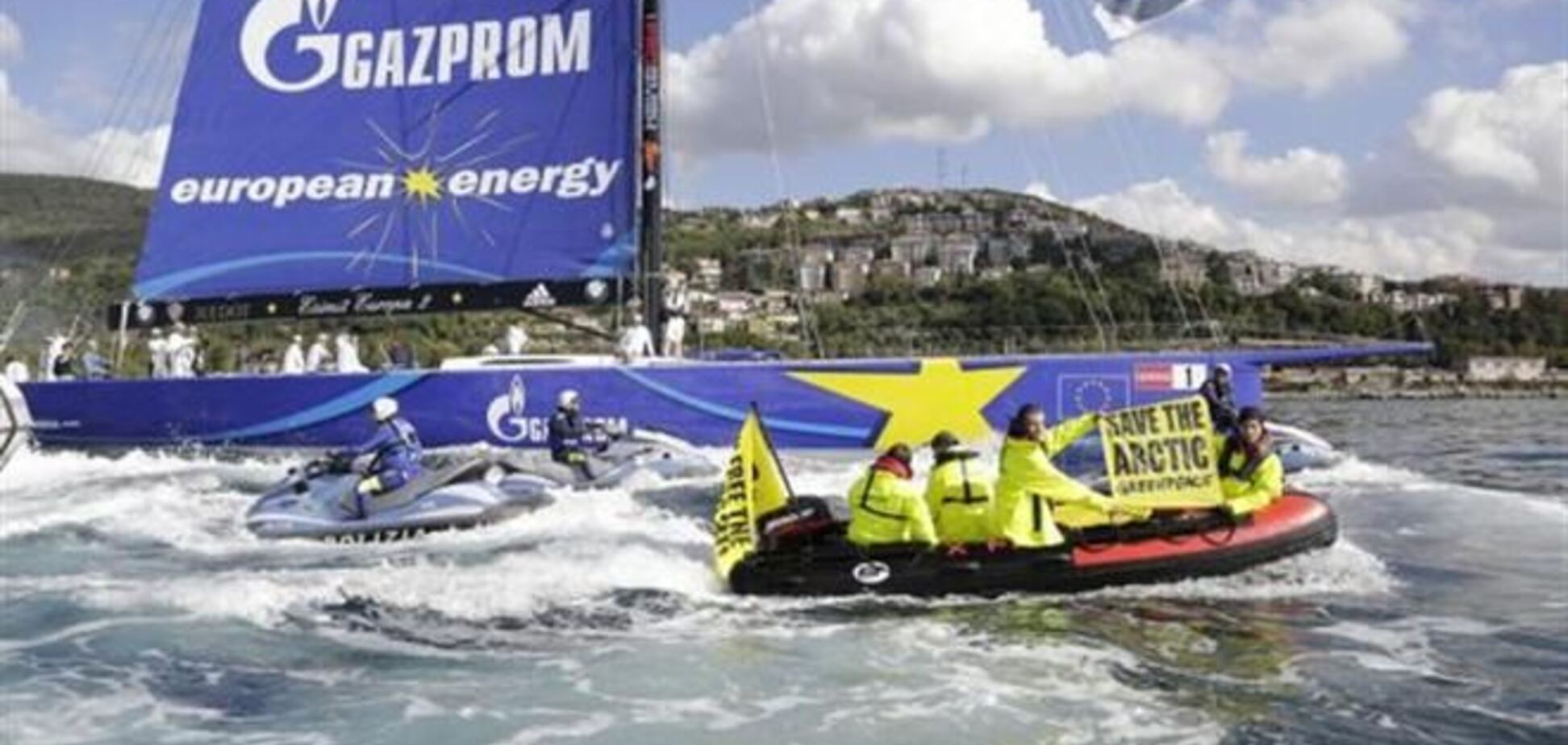 Активісти 'Грінпіс' атакували яхту 'Газпрому' в Італії