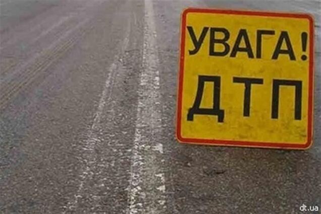 ДТП на Киевщине: столкнулись автомобили, погиб велосипедист